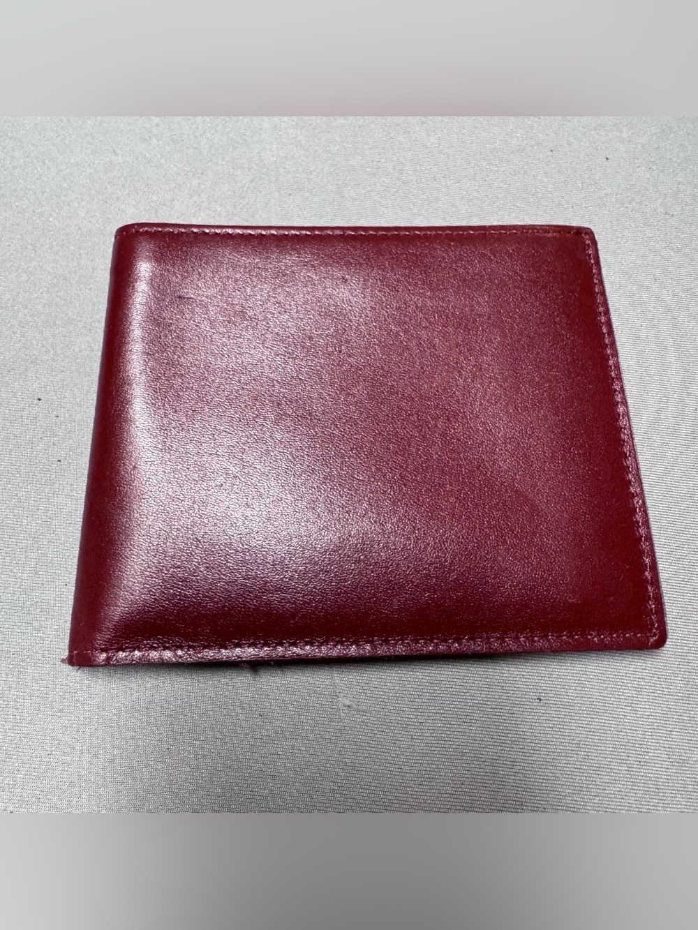 Vintage Etienne Aigner Men's Burgundy Handmade Logo Accent Bifold Folding Wallet